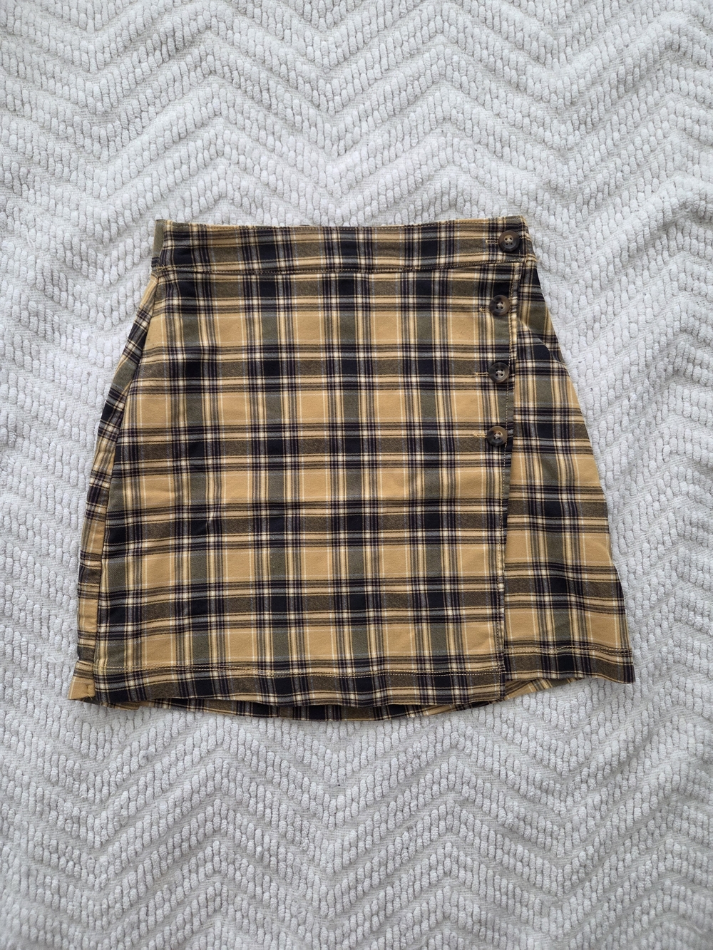 Hollister Plaid Mini Skirt in Mustard Yellow